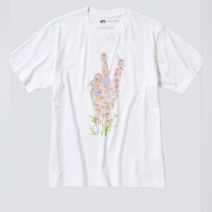 UNI QLO JW Anderson women White Floral Graphic Tee